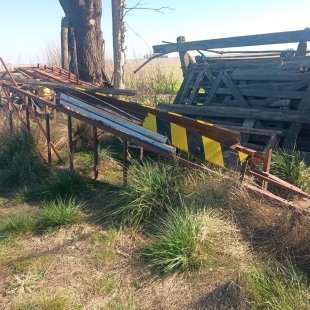 MOLINO DESARMADO CON TORRE DE 5 MTS. 